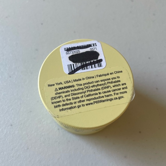 NWT Urban Outfitters Don’t Trip Leaf Grinder - Picture 3 of 8